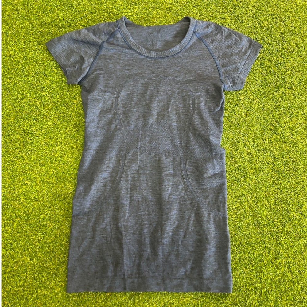 Lululemon Swiftly Tech Short Sleeve Crew Blue Space Dye Heathered Top Size S